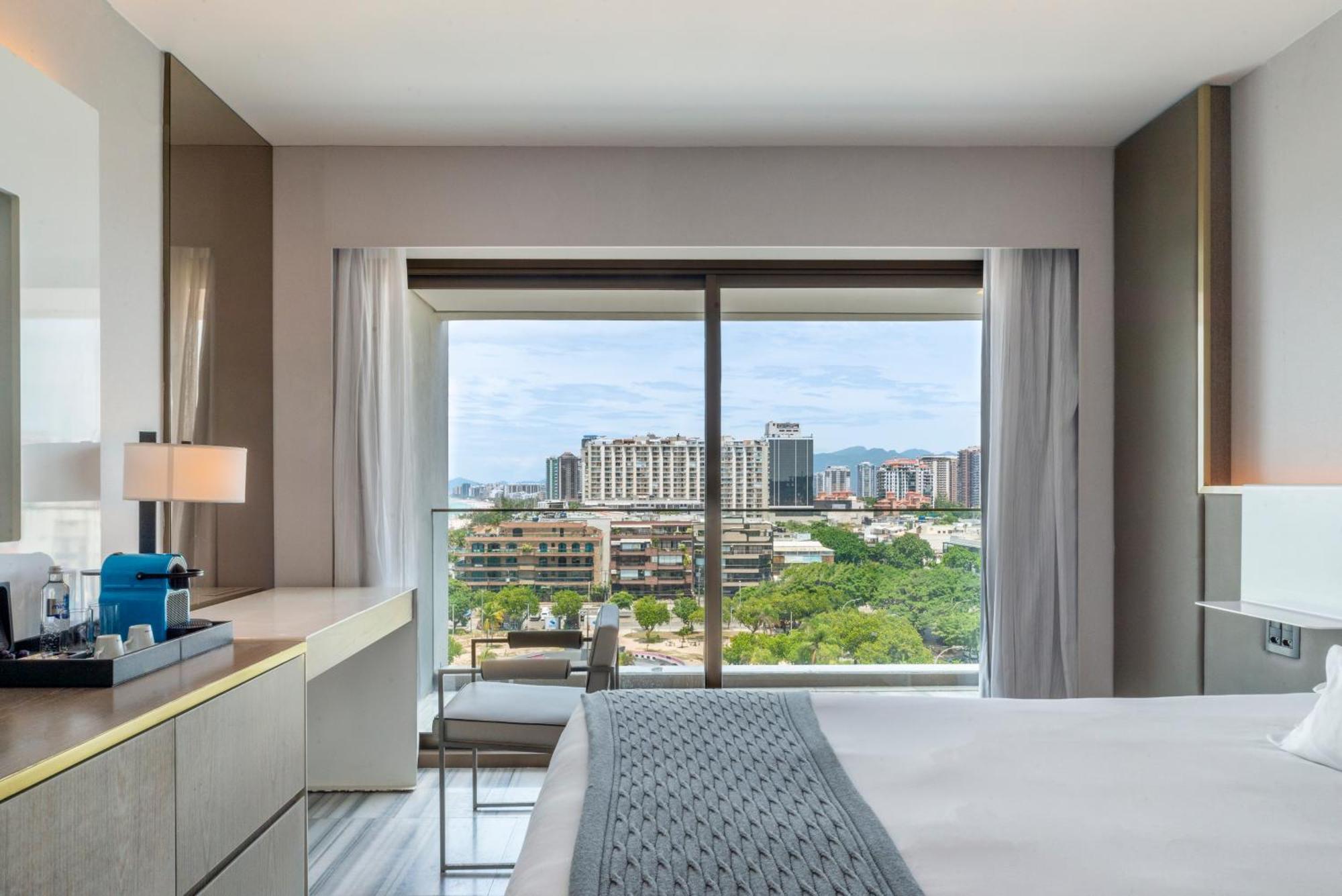 فندق Lifestyle Laghetto Collection ريو دي جانيرو المظهر الخارجي الصورة A guest room at the Westin The Royal