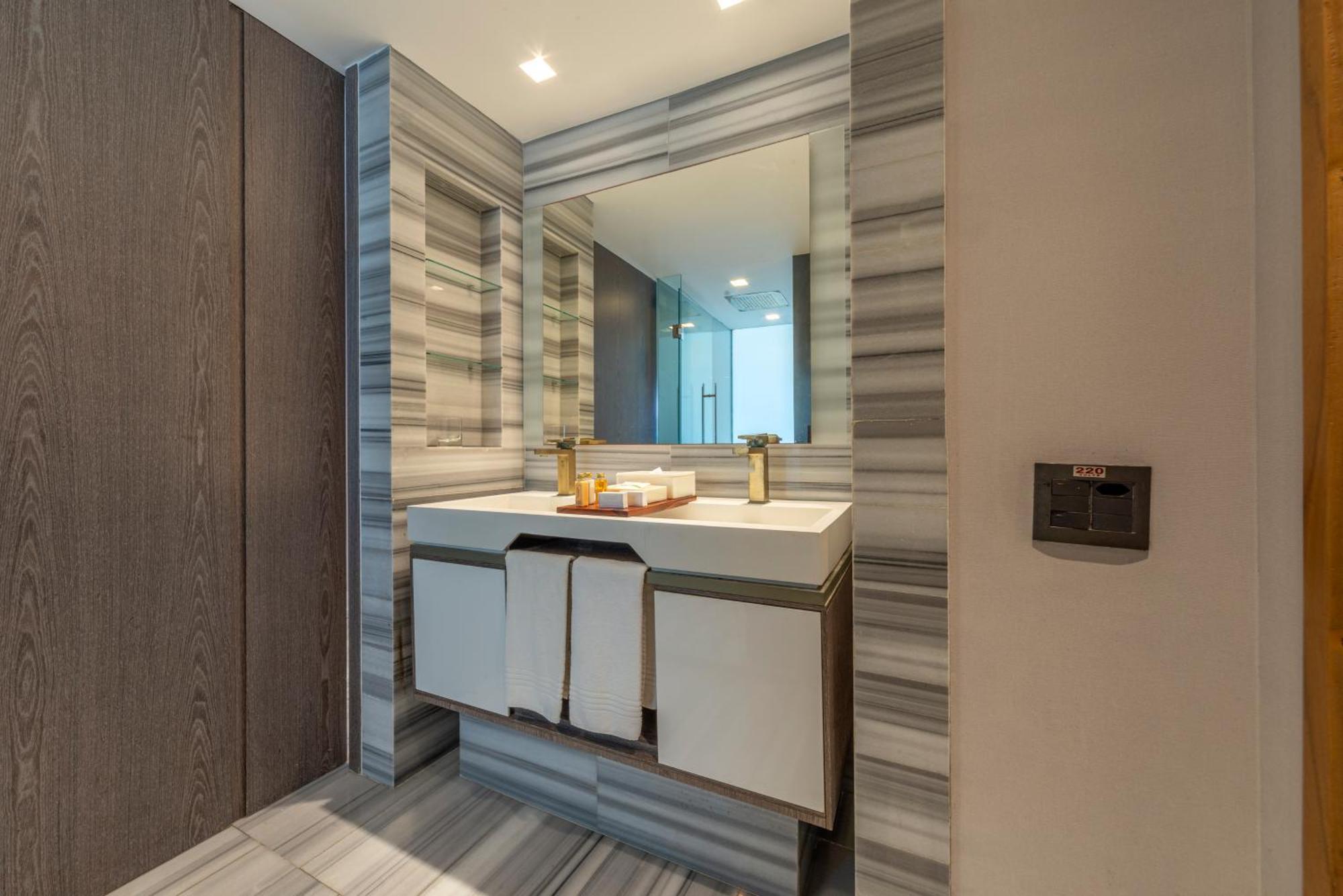 فندق Lifestyle Laghetto Collection ريو دي جانيرو المظهر الخارجي الصورة Bathroom